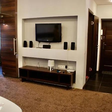 Central Nemiga Apartment *